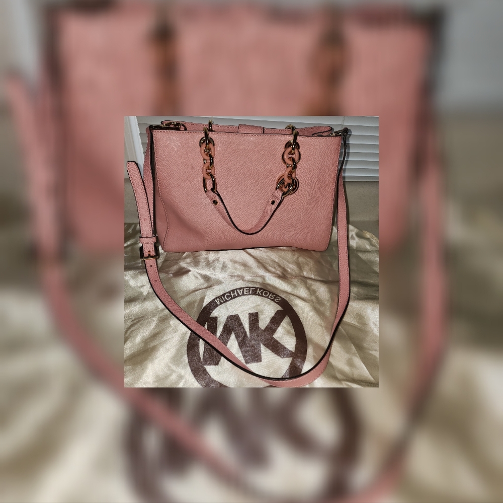 Michael Kors Cynthia Pastel Pink Med Saffiano Leather Satchel NWOT - Picture 11 of 16